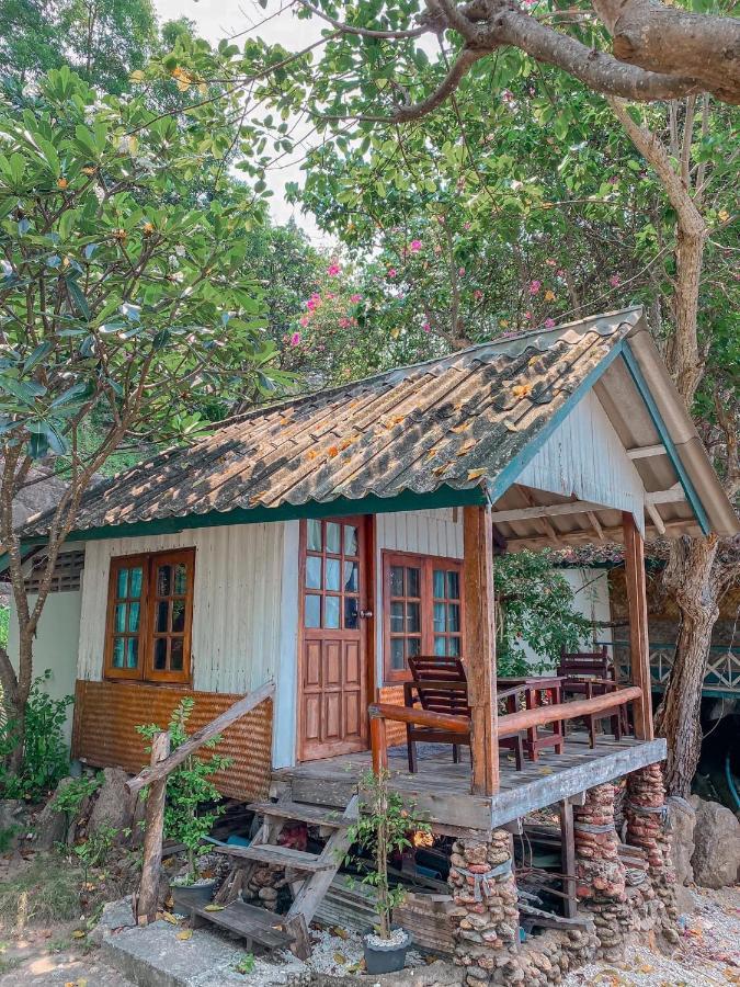 Rocky Resort Тау Экстерьер фото